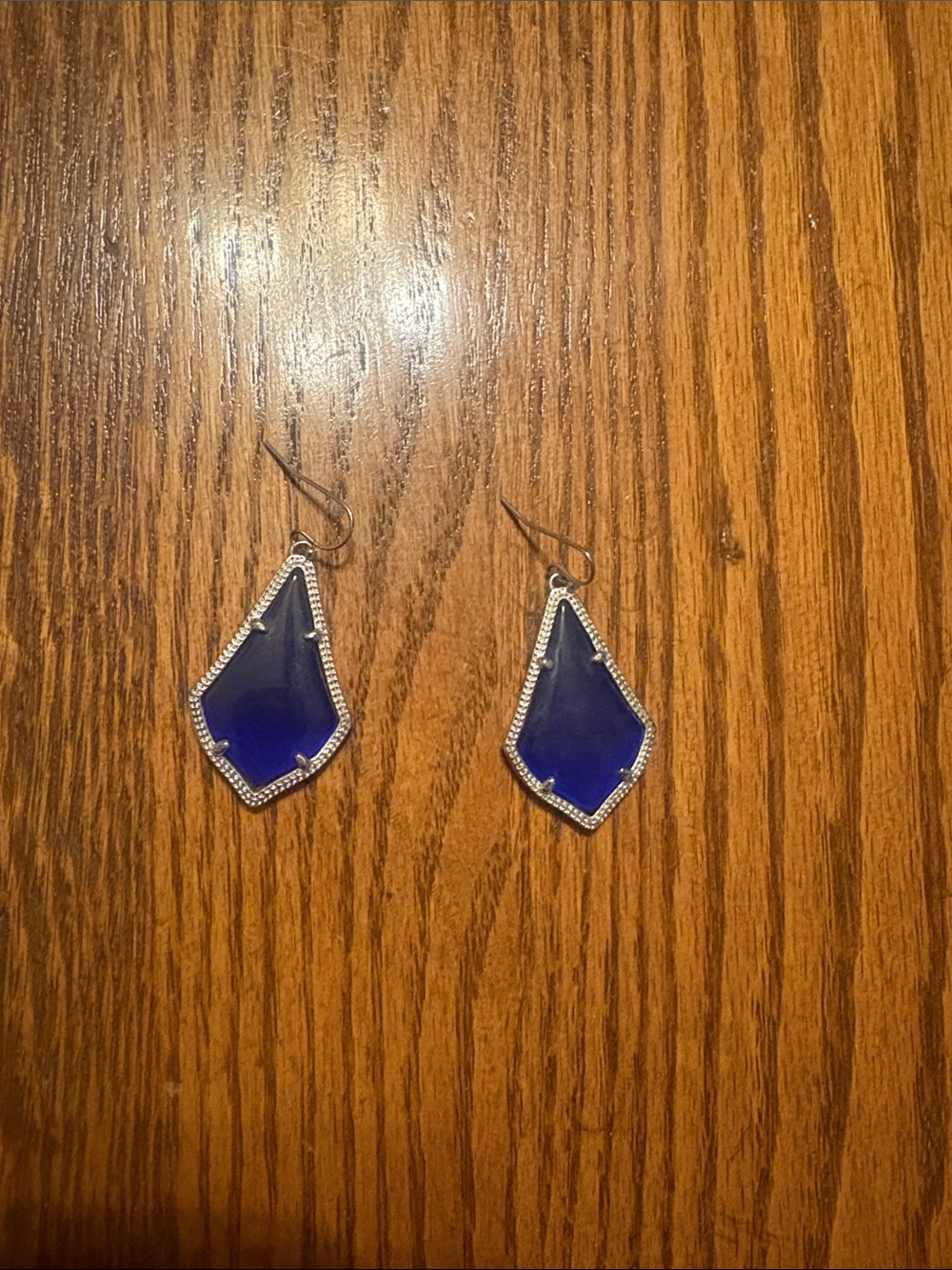 Kendra Scott royal blue earrings. Silver frame, only worn a handful of times.